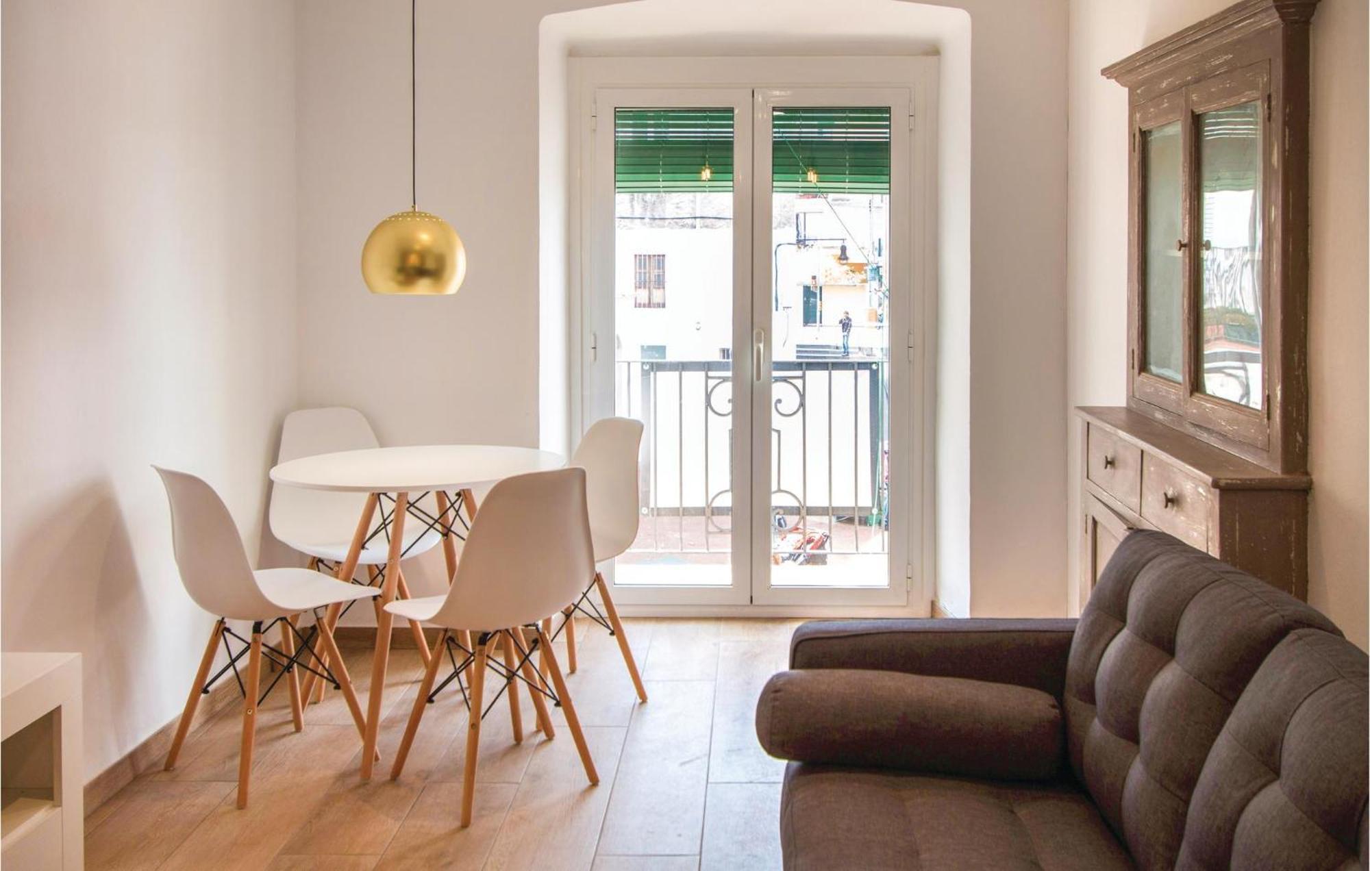 Amazing Apartment In Blanes With Kitchen エクステリア 写真